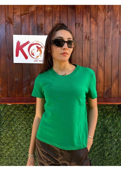 5'li Basic Kadın Tshirt (Pembe,beyaz,siyah,yeşil,kırmızı) indirimleri