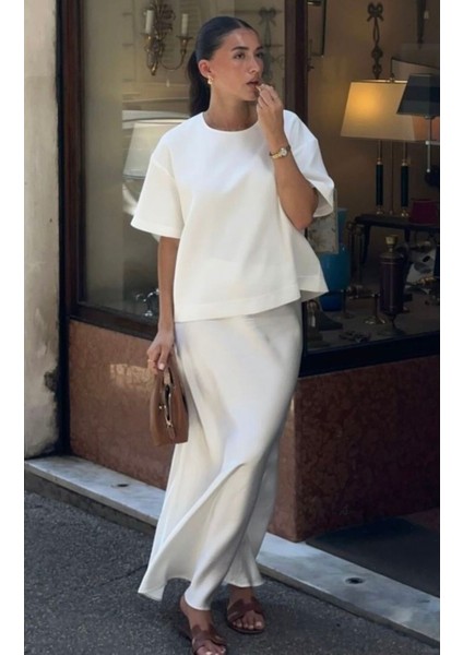 Kadın Beli Lastikli Krem Renk Saten Etek Uzun Boy