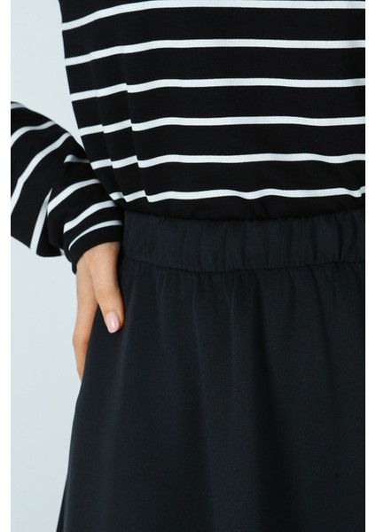 Kadın Siyah Scuba Kloş Etek modelleri