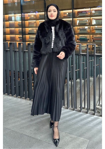 Kadın Siyah Deri Görünümlü Piliseli Etek 4934 fiyatları