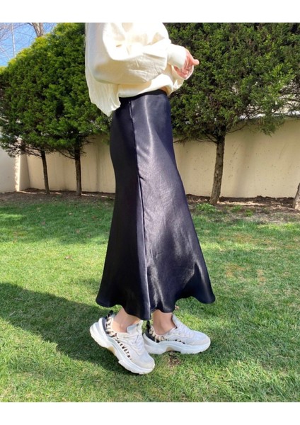Siyah Beli Fermuarlı Çan Model Uzun Saten Etek 91 cm