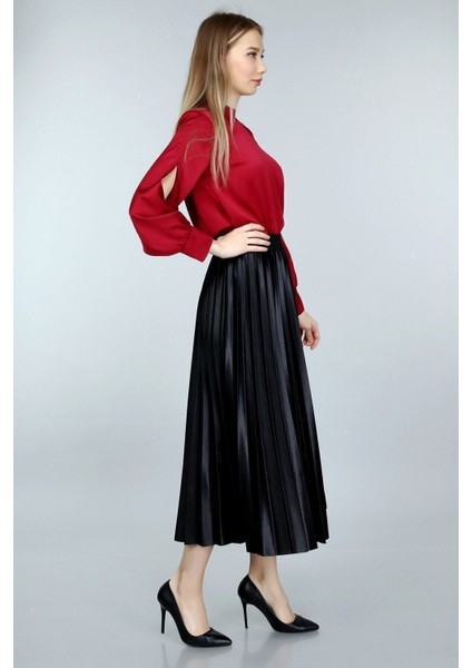 Siyah Deri Görünümlü Piliseli Etek modelleri