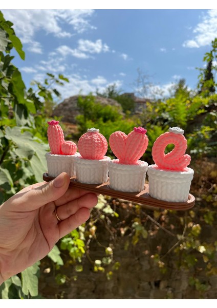 Love Yazılı Örgü Modelli 3D Masa Dekoru fiyatları