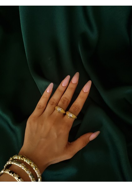 Gold Renk Çizgi Detaylı Kalp Paslanmaz Çelik Yüzük fırsatları