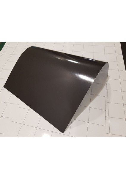 Beyaz Mıknatıslı Kareli Yazı Folyosu, Şık ve Kullanışlı Dekoratif Ürün