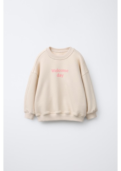Kız Çocuk Pamuklu Krem Welcome Day Sweatshirt ve Fırfır Paça Pantolon Takım - Rahat Günlük Stil fiyatları