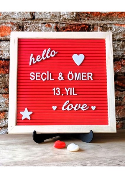 Kırmızı Zeminli, Beyaz Harf Setli, Kişiselleştirilebilir Mesaj Panosu