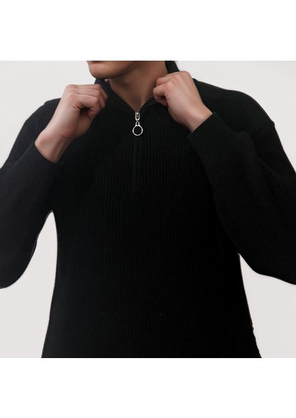 V Yaka Fermuarlı Triko – Casual Fit fiyatları