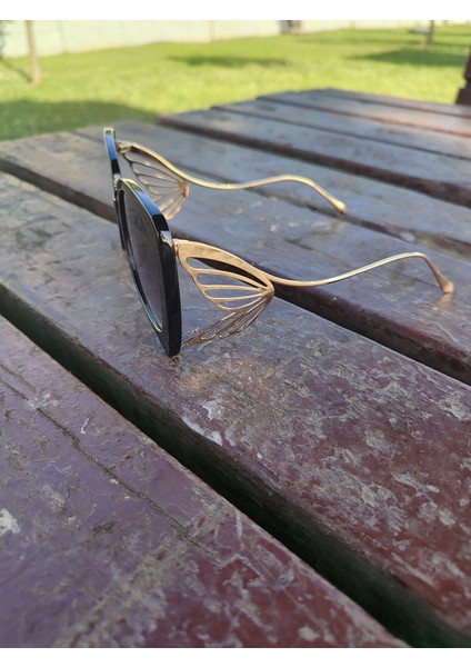 Kelebek Çerçeve Model Kadın Güneş Gözlüğü fiyatları