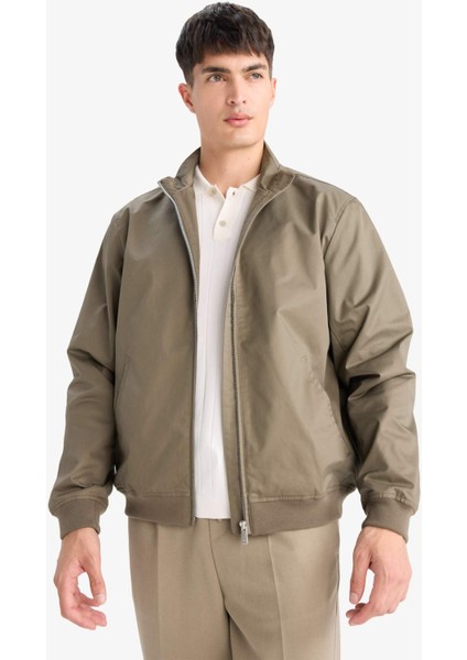 Slim Fit Dar Kesim Dik Yaka Astarlı Fermuarlı Cepli Mevsimlik Baharlık Mont D1238AX25AU fırsatları