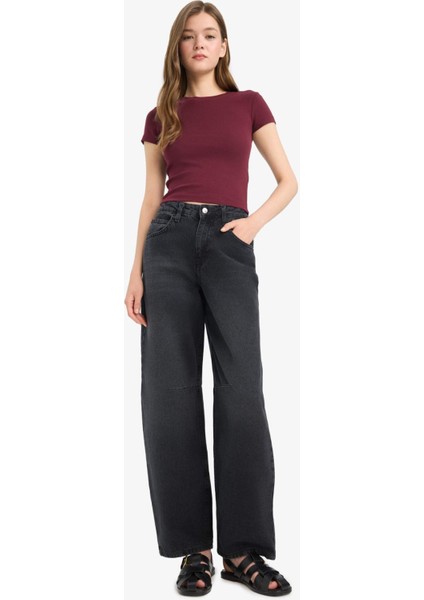 Fitted Bisiklet Yaka Ribana Kısa Kollu Tişört E0288AX25AU fiyatları