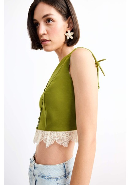 Fitted Düğmeli Dantel Detaylı Yelek F9942AX25SM modelleri