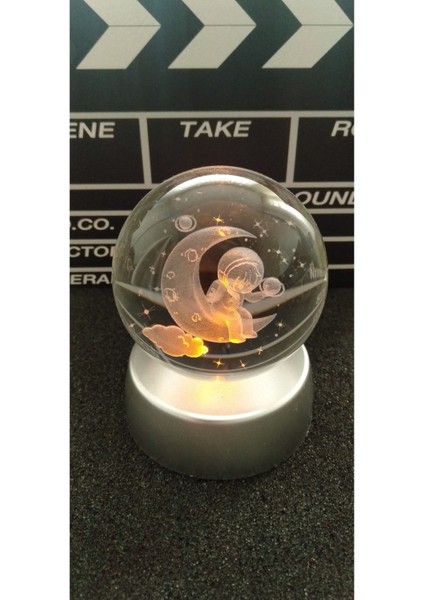 Renkli 3D Işıklı Uzay Temalı Cam Küre, Standlı ve Şık Tasarım fırsatları