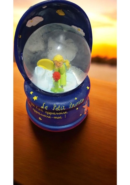 Sevimli Küçük Prens Kurmalı Kar Küresi, Eğlenceli ve Güzel Dekorasyon Ürünü fırsatları