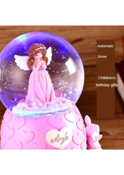 Şık ve Büyüleyici Kar Küresi Dekoru, Sevgi ve Huzur Dolu Anlar Için Ideal. modelleri