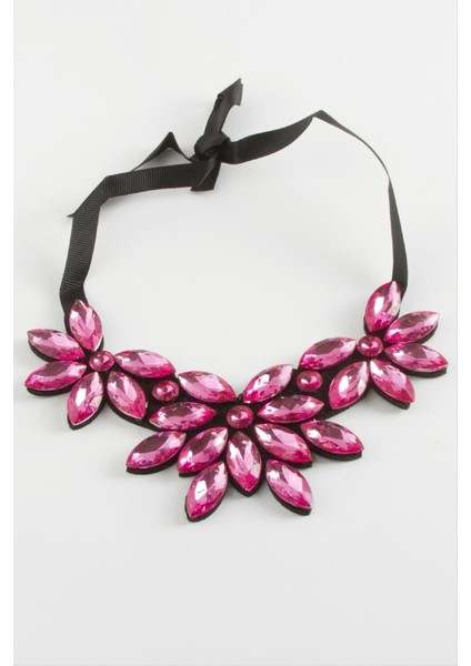 Çiçek Taşlı Yaka Kolye