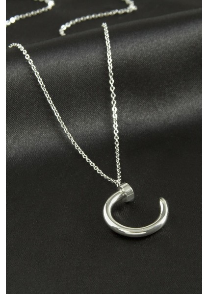 Çivi Lüks Çelik Kolye