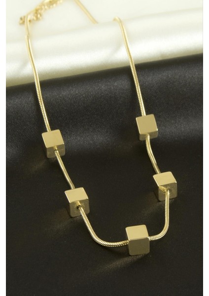 Küpe Lüks Çelik Kolye