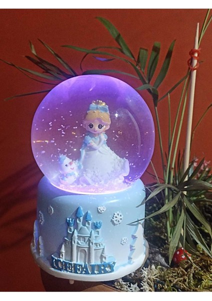 Mavi Elsa Temalı Şık Kar Küresi, Dekoratif ve Büyüleyici Süs. modelleri