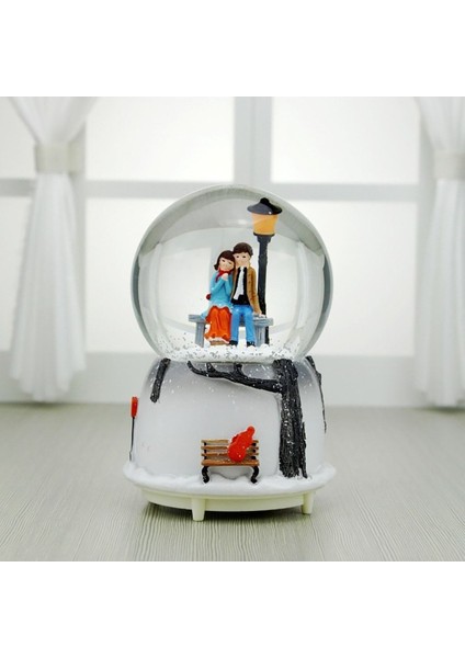 Işıklı ve Müzikli Orta Boy Romantik Aşk Temalı Kar Küresi