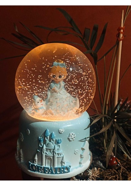 Mavi Elsa Temalı Şık Kar Küresi, Dekoratif ve Büyüleyici Süs. indirimleri