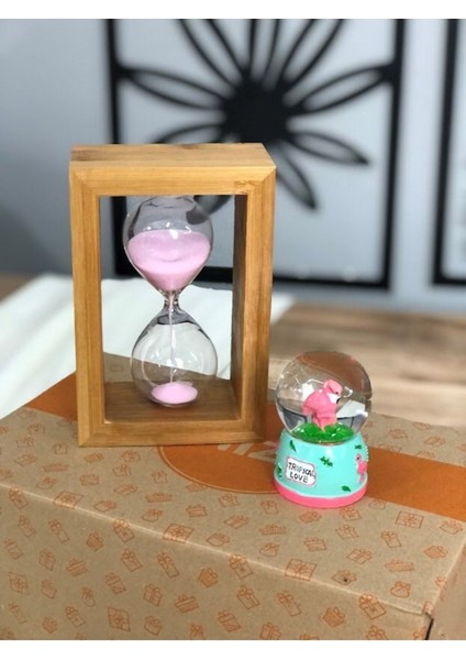 Sevgililer Günü Aşk Kum Saati Flamingo ve Kar Küresi Hediye fiyatları