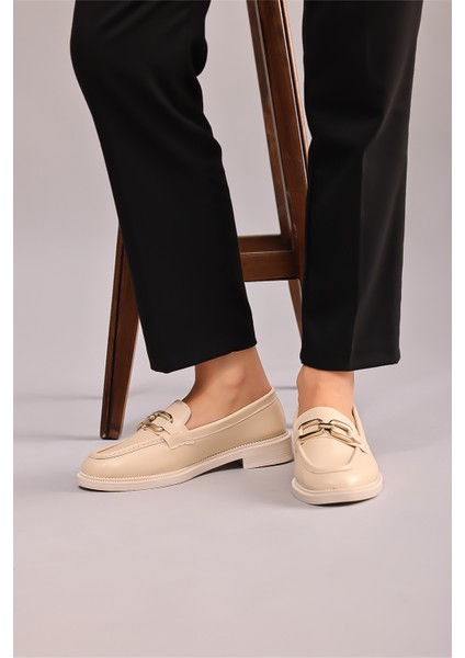 Kare Zincir Detaylı Bej Loafer Kadın Ayakkabı indirimleri
