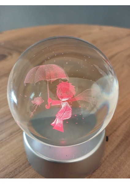 Işıklı Cam Küre, Çocuk ve Gül Temalı, Parlak ve Şeffaf Dekorasyon Parçası modelleri