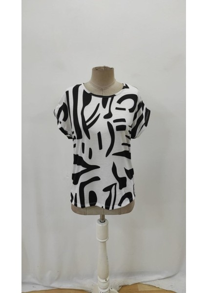 Kadın Kısa Kollu Yuvarlak Yaka Desenli Süprem Bluz indirimleri