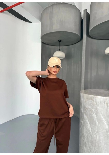 Osy Modal Yumuşak Dokulu Kumaş Kısa Kollu Bluz Rahat Pantalon Ikili Takım- Kahverengi fiyatları