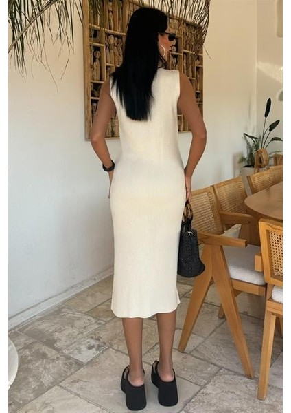 Önü Düğmeli Fitilli Kolsuz Elbise 2832 modelleri