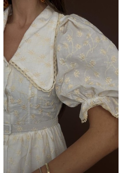 Bej Bebe Yaka Balon Kollu Brode Elbise fırsatları