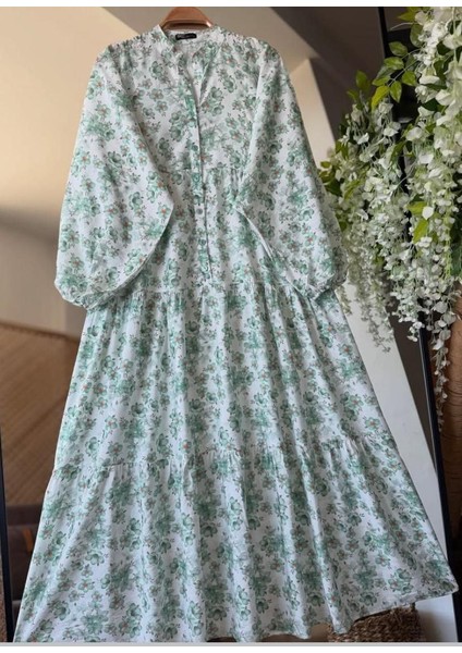 Çiçek Desenli Düğme Detaylı V Yaka Elbise fiyatları