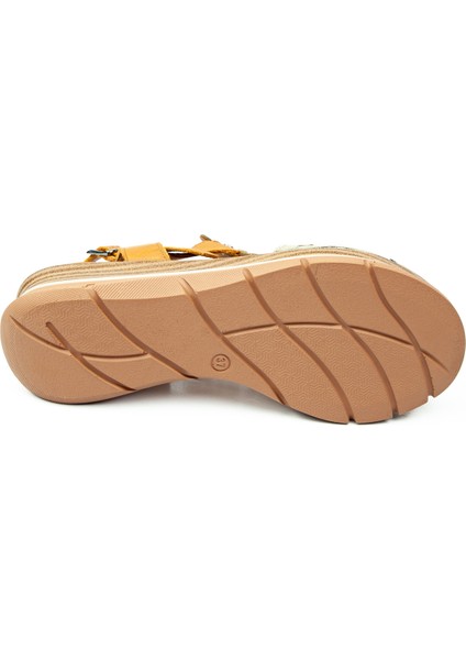 8065 Dore Deri Kadın Sandalet indirimleri