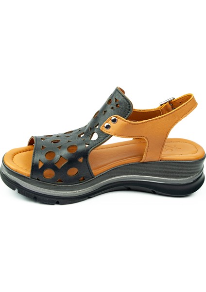 8065 Siyah Deri Kadın Sandalet modelleri