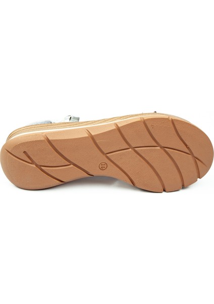 8066 Beyaz Deri Kadın Sandalet indirimleri