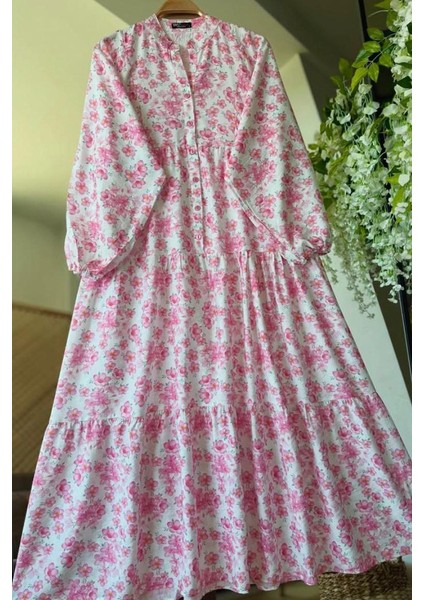 Çiçek Desenli Düğme Detaylı V Yaka Elbise