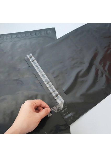 30X40+5CM Lüx Mat Siyah Cepsiz Kargo Poşeti