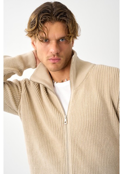 Erkek Regular Fit Selanik Örgü Pamuklu Fermuarlı Taş Triko Hırka modelleri