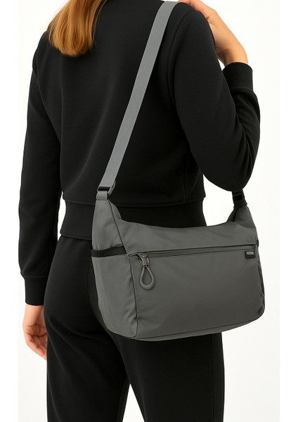 Kadın Suya Dayanıklı Paraşüt Kumaş 3 Gözlü Çapraz Askılı Seyahat ve Omuz Çantası Gri modelleri