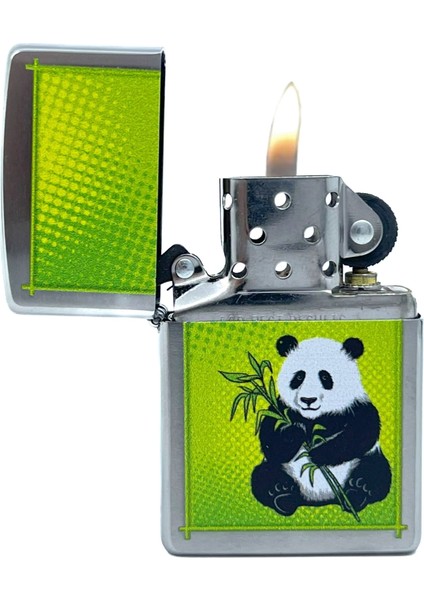 Panda Bear Sitting With Bamboo Dizayn Çakmak modelleri