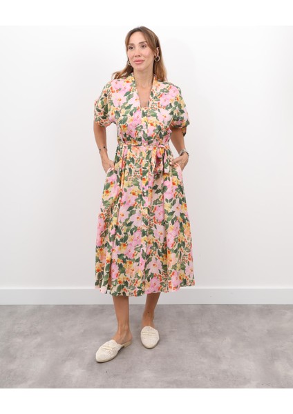 Kadın Çiçek Desenli Vual Kumaş Pembe Elbise