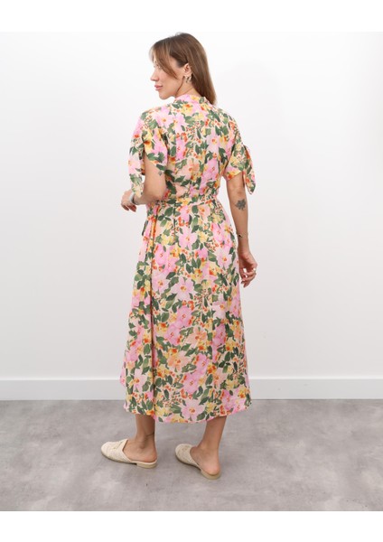 Kadın Çiçek Desenli Vual Kumaş Pembe Elbise fiyatları