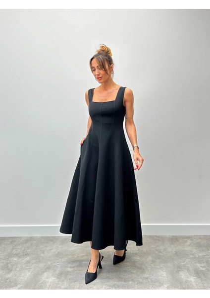 Kadın Kalın Askılı Kare Yaka Siyah Kloş Elbise indirimleri