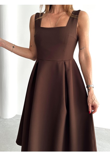 Kadın Askılı Kahverengi Balon Elbise fırsatları