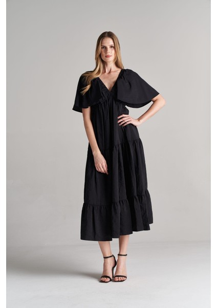 Kadın V Yaka Sırt Detaylı Elbise