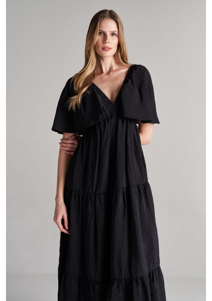 Kadın V Yaka Sırt Detaylı Elbise fiyatları