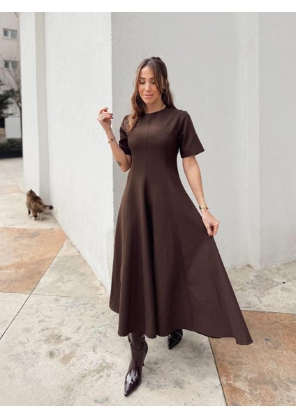 Kadın Maxi Boy Kloş Prenses Kahverengi Elbise fiyatları