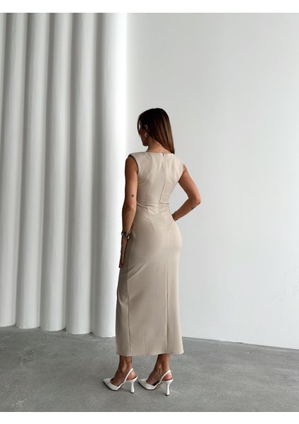 Kadın Bel Drapeli Yırtmaç Detay Vatkalı Krem Midi Elbise modelleri