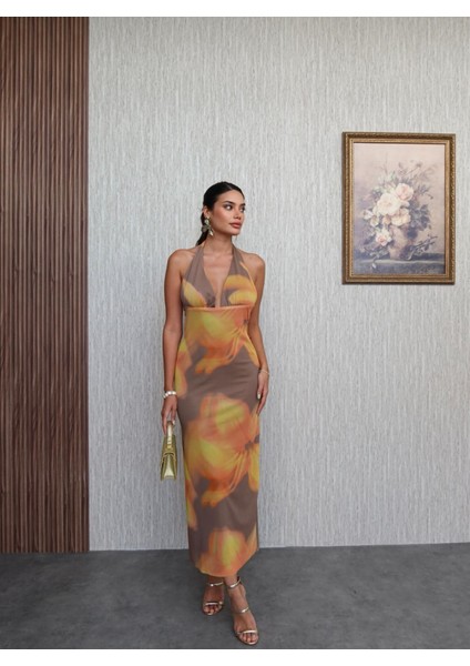 Boyundan Bağlamalı Batik Desen Elbise